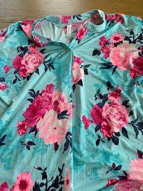 SoftModa Aqua Floral V-Neck Blouse with Pink Rose Print